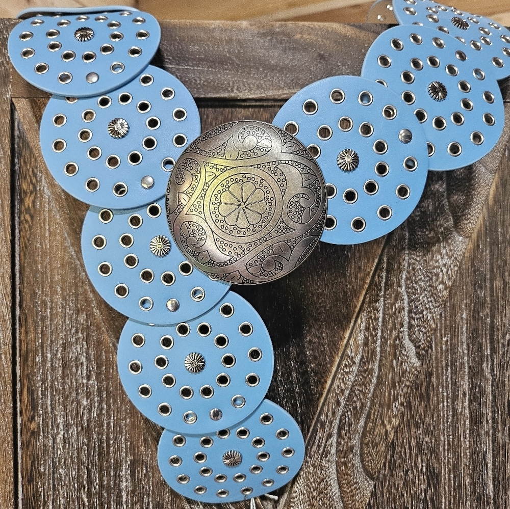 NWT BLUE Stylish Blue Disc Belt with Large Silver Buckle